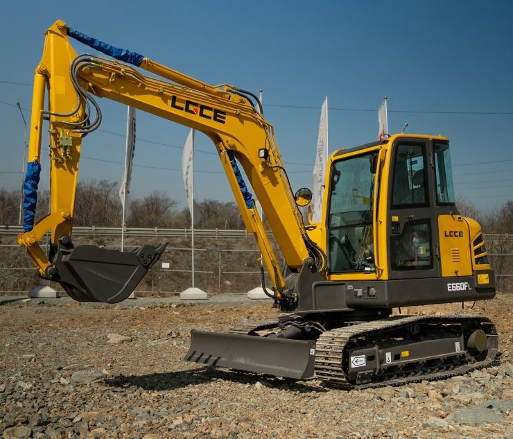 Гусеничный экскаватор LGCE E660FL