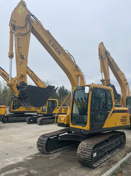 Гусеничный экскаватор LGCE E6150F